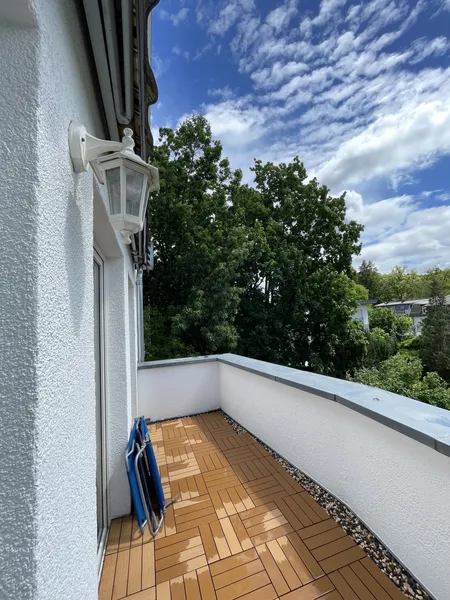 Sonnige, wunderschöne  2,5-Zimmer-Maisonette Wohnung 150m vom Wasser — photo 1